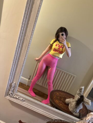 Belle Delphine Nude Pervert Shirt Onlyfans Set Leaked 14 belle delphine nude pervert shirt onlyfans set leaked shnqpu 364x485 1