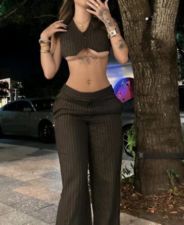 Malu Trevejo Sexy Underboob Outfit Onlyfans Set Leaked 14 malu trevejo sexy underboob outfit onlyfans set leaked icsaay 364x444 1