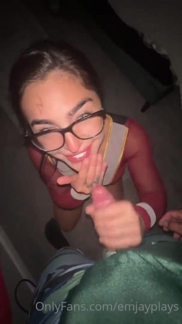 emily rinaudo cosplay cumshot blowjob onlyfans video leaked wwvmpi