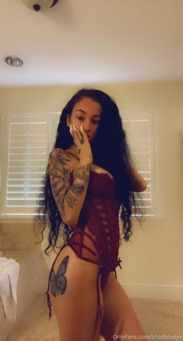 bhad bhabie lingerie striptease onlyfans video leaked fxeurz 550x1024 1