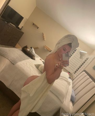 stpeach wet out of shower fansly set leaked usskzq